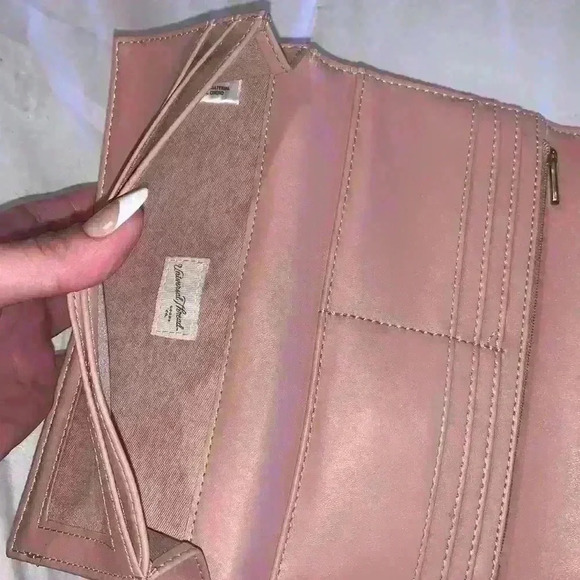 Universal thread wallet - Picture 3 of 4